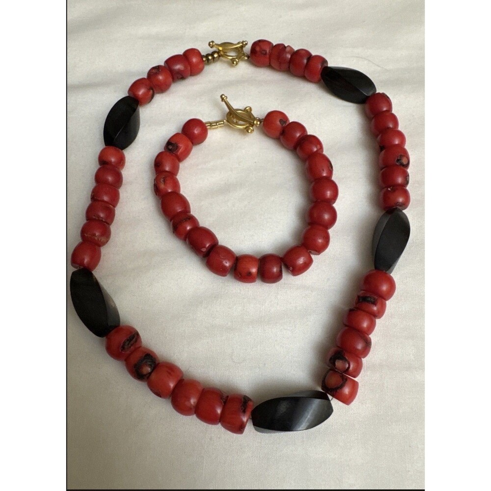 Vintage Red Coral Bead Necklace Bracelet Set Gold Tone Toggle Clasp